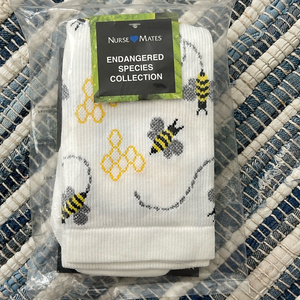 Nurse Mates Compression Socks, One size, White with Bees and Honeycomb